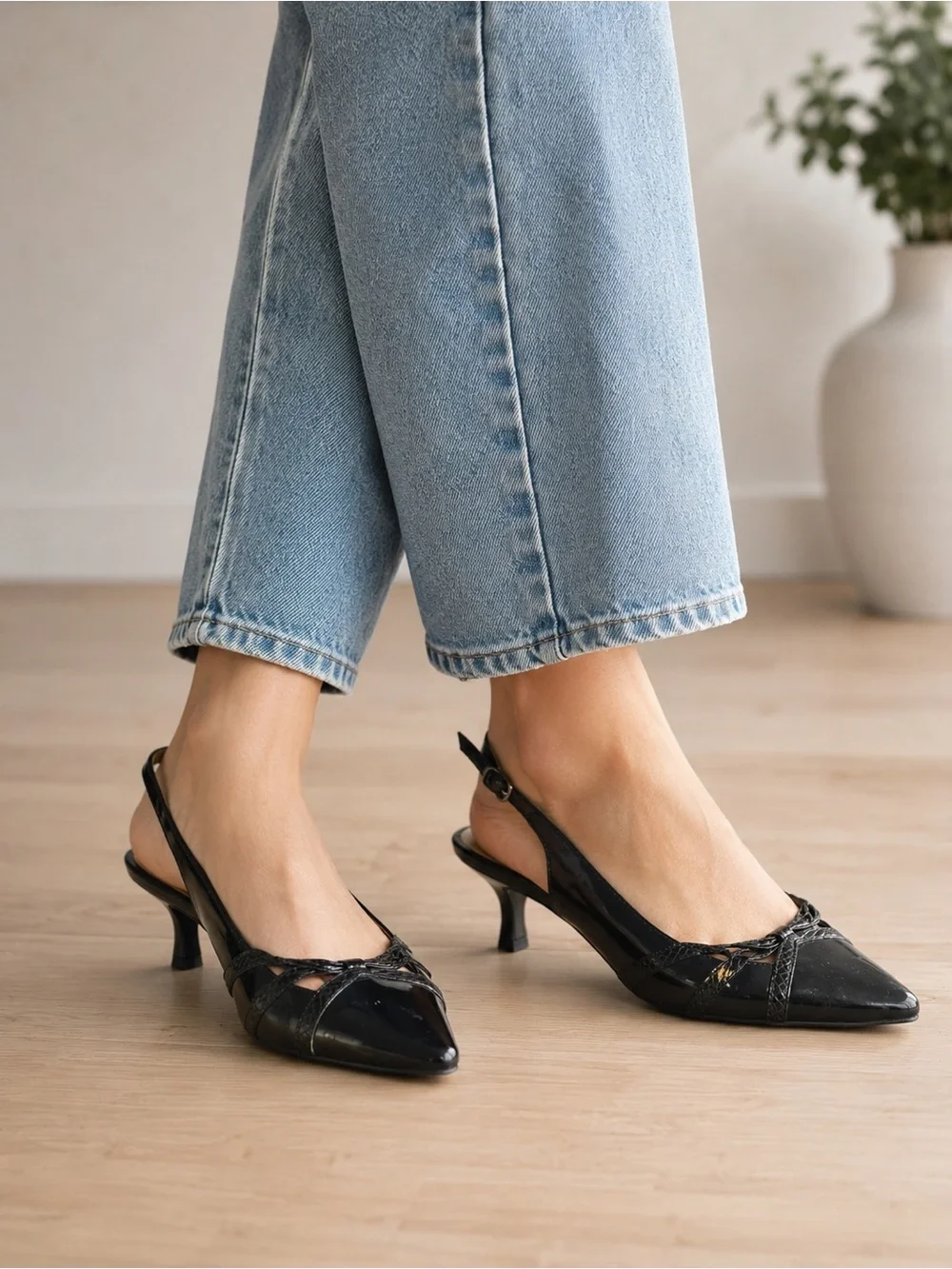 Karen Scott Black Pointed Toe Slingback Kitten Heels Womens 7M Y2K